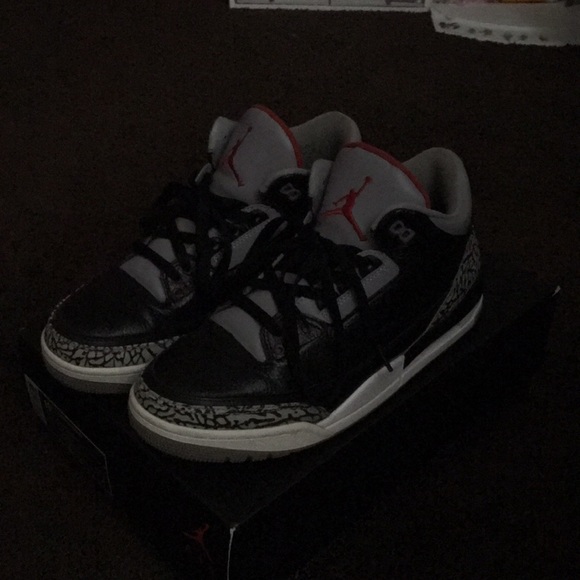 Jordan 3 - Picture 2 of 3